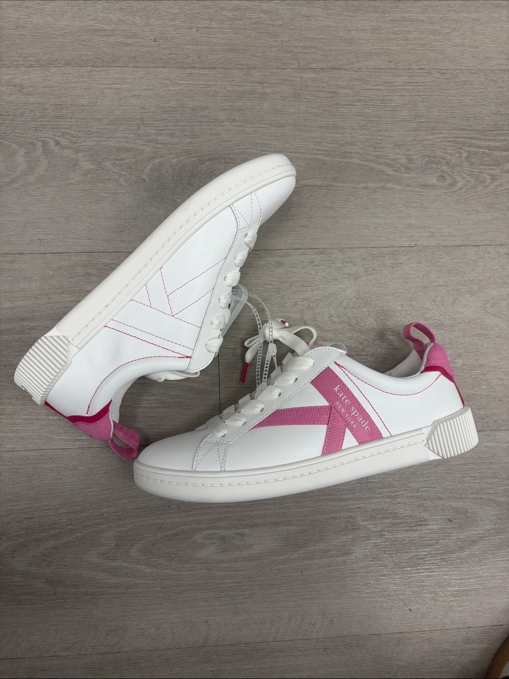 kate spade NWOT White and Pink Leather Low-Top Sneakers
